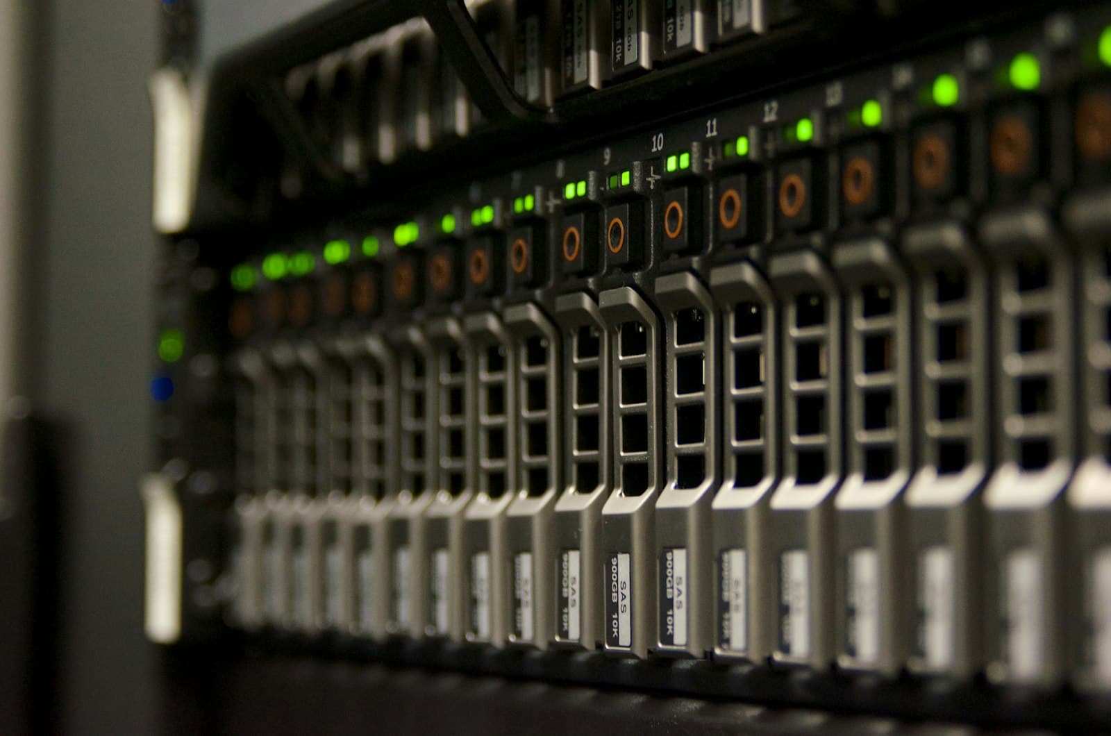 GPU server hardware